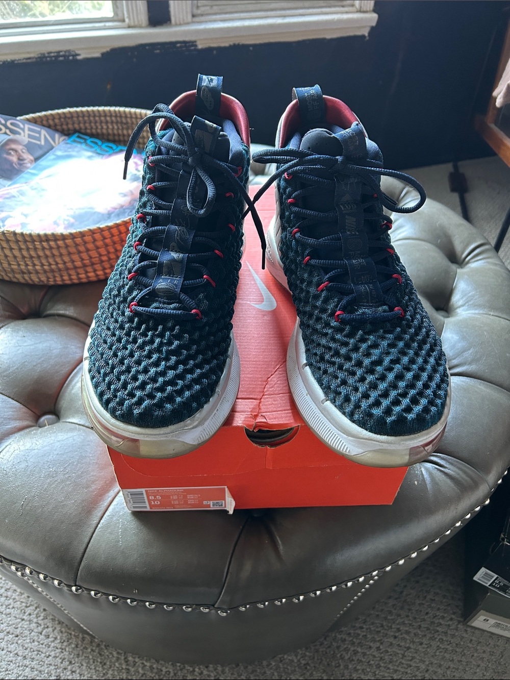 Nike Men’s Black Knit Sneakers with Red Accents